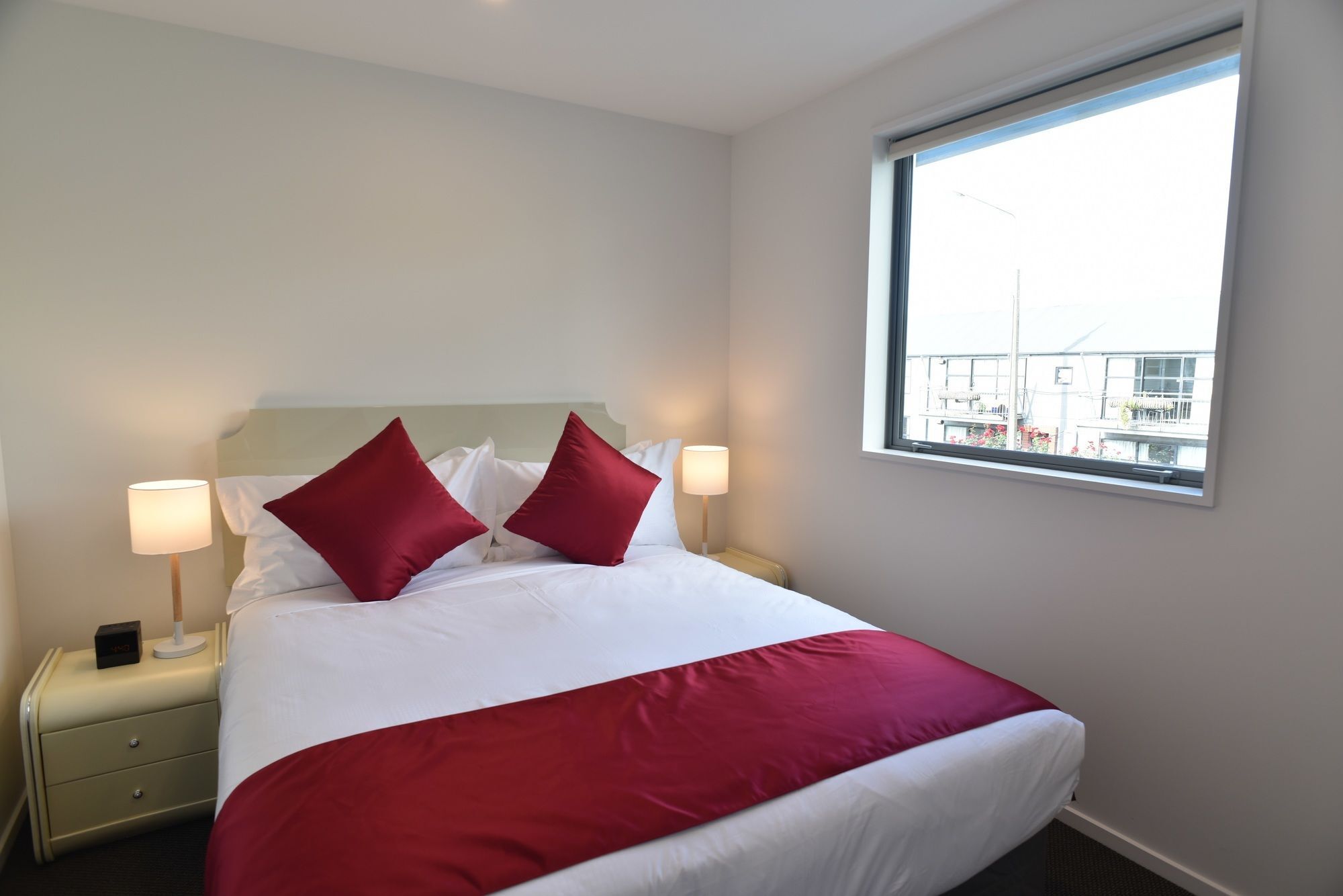 Bealey Plaza Motel Christchurch Exterior foto A bedroom at the hotel
